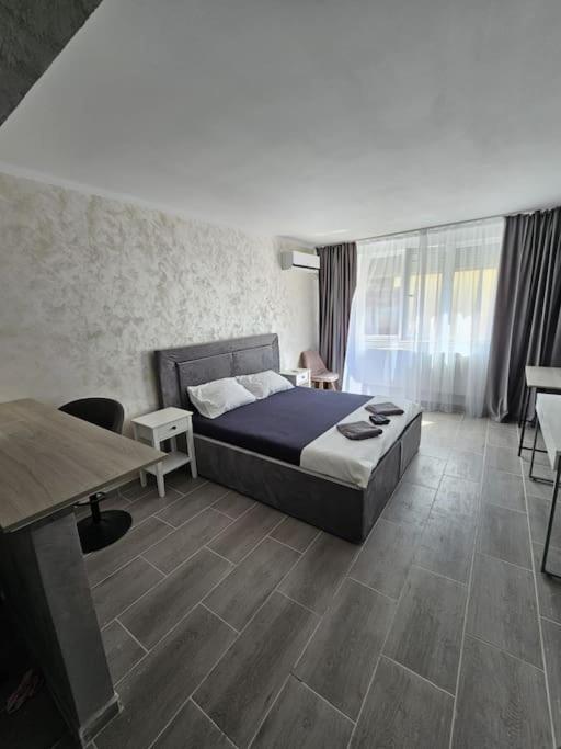 Chic Galati Apartment: Urban Escape Exteriér fotografie