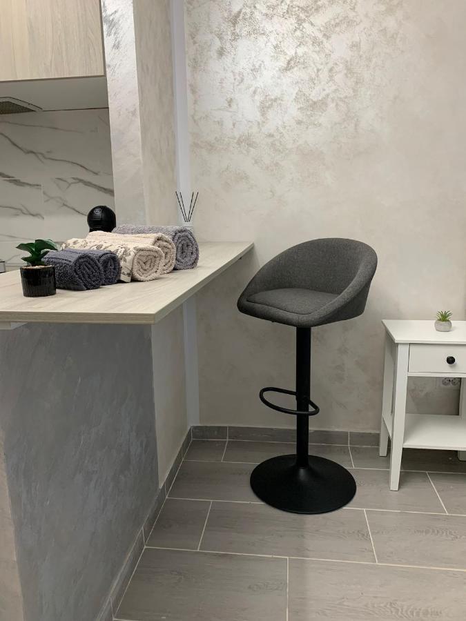 Chic Galati Apartment: Urban Escape Exteriér fotografie